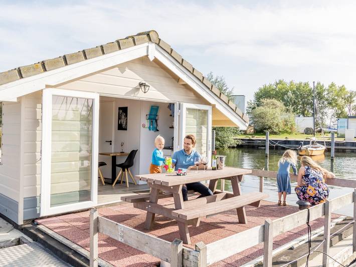 Vakantiewoning voor 4 personen, met Terras in Almere