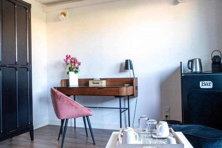Hôtel pour 2 personnes, avec Terrasse à Villars-les-Dombes - 3