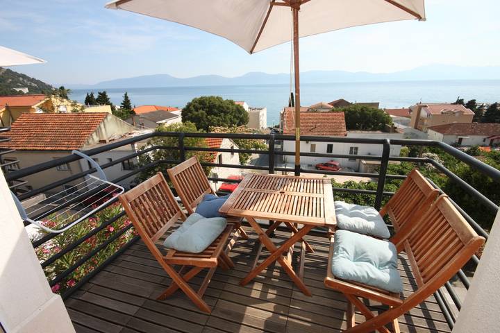 Apartament wakacyjny dla 5 osób, z Balkon/ taras w Gradac