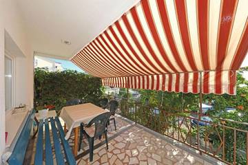 Apartament Wakacyjny dla 6 osoby w Srima, Żupania szybenicko-knińska, Zdjęcie 3