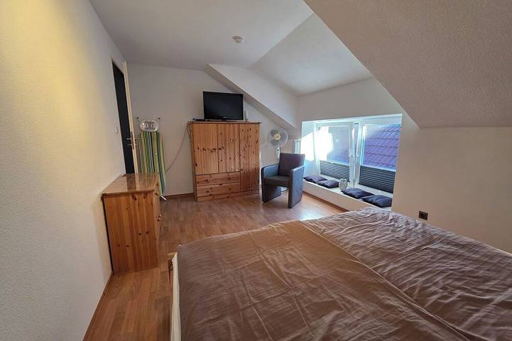 Ganze Wohnung, Zeitlose Fewo in exzellenter Lage mit Entspannungsgarantie in Papenburg, Landkreis Emsland