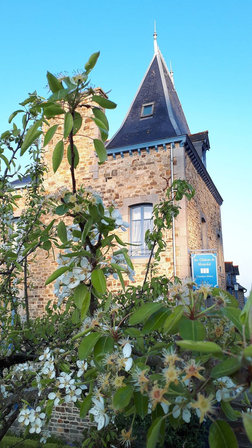 Chateau Montdol  Gîte Calluna  6 personnes in Mont-Dol, Région de Saint-Malo