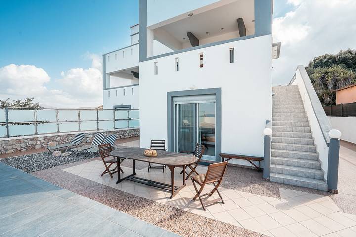 Ferienhaus für 10 Personen, mit Balkon und Garten auf Rhodos - 4