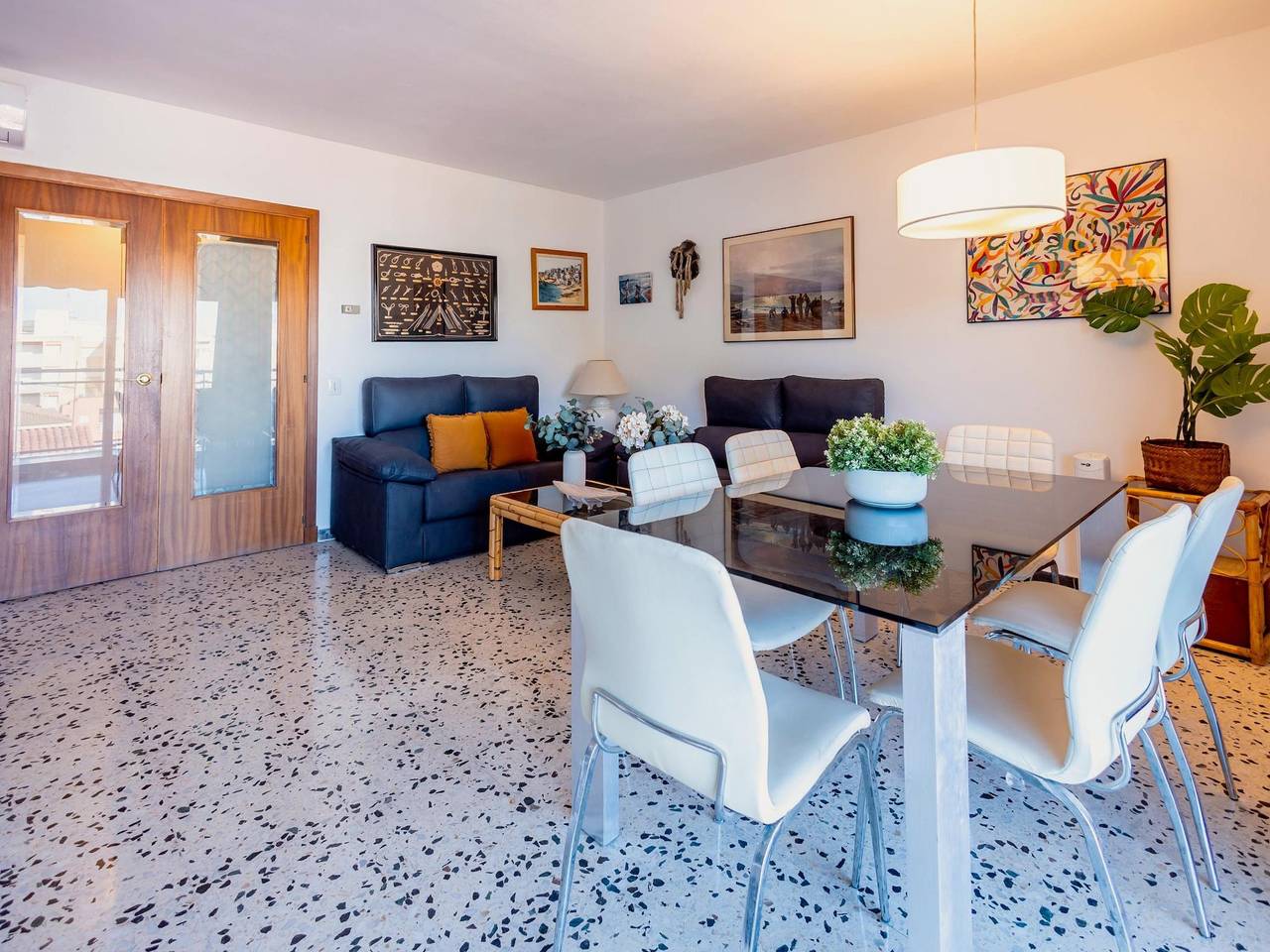 Appartement de vacances entier, Suitur Appartement avec piscine, sur la plage de Calafell in Calafell, Costa Dorada