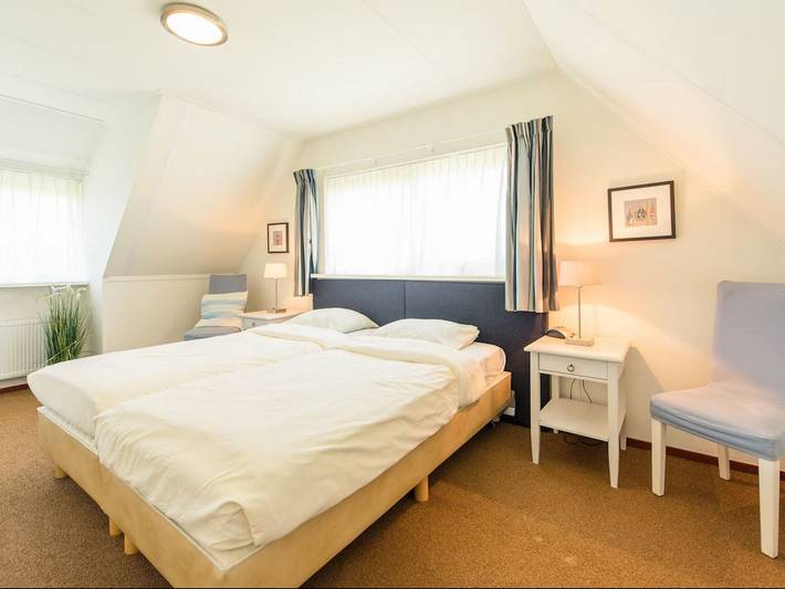 Bungalow für 6 Personen, mit Pool und Garten sowie Sauna und Terrasse, kinderfreundlich auf Ameland