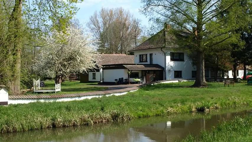 Ferienwohnung für 2 Personen, mit Garten in Burg (Spreewald)