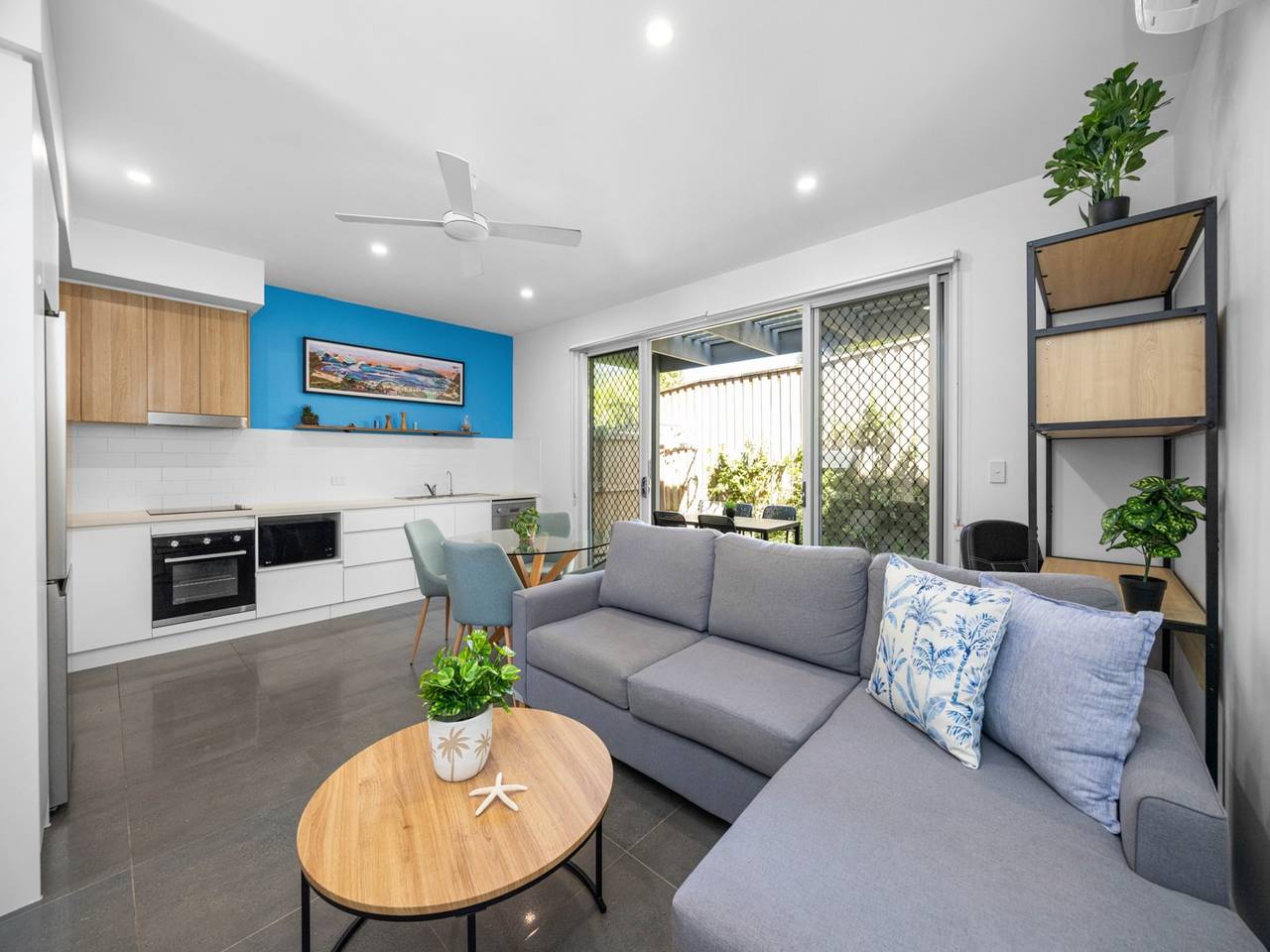 Ganze Wohnung, Helles Reihenhaus in der Nähe der Strände von Maroochydore in Maroochydore, Sunshine Coast