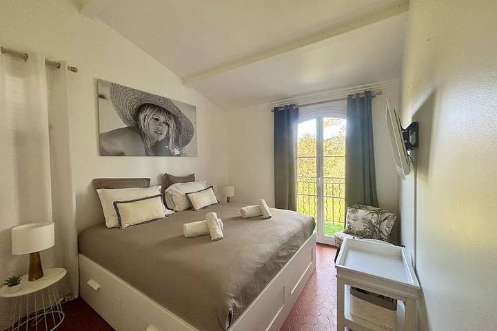 Ferienhaus für 6 Personen, mit Garten und Pool, mit Haustier in Grimaud - 4