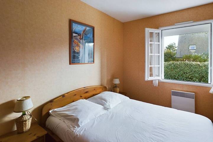 Location de vacances pour 6 personnes, avec terrasse et jardin, animaux acceptés dans Hameau de Kerascoët - 3