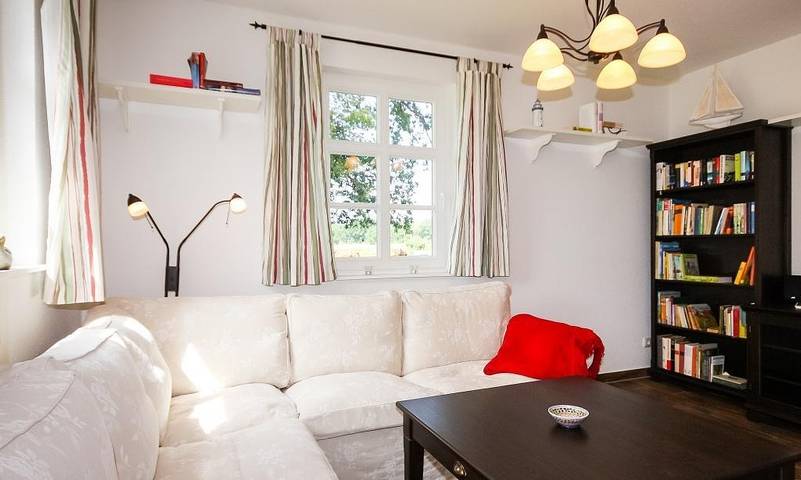 Ferienhaus für 4 Personen, mit Ausblick und Garten, mit Haustier in Born a. Darß - 2