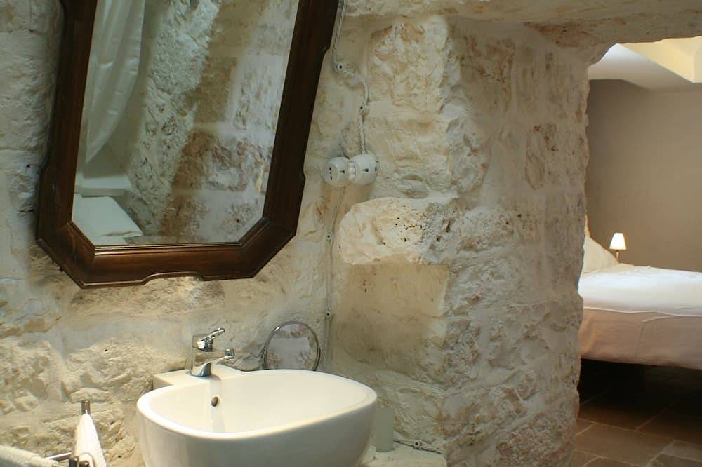 Trullo Terra Sessana in Certosa, Ostuni