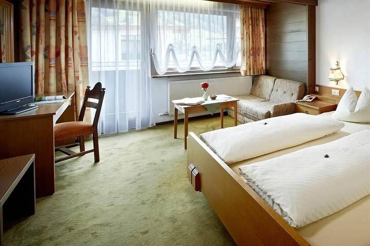 Doppelzimmer im Haupthaus - Landhotel Kaserer in Bramberg am Wildkogel, Pinzgau