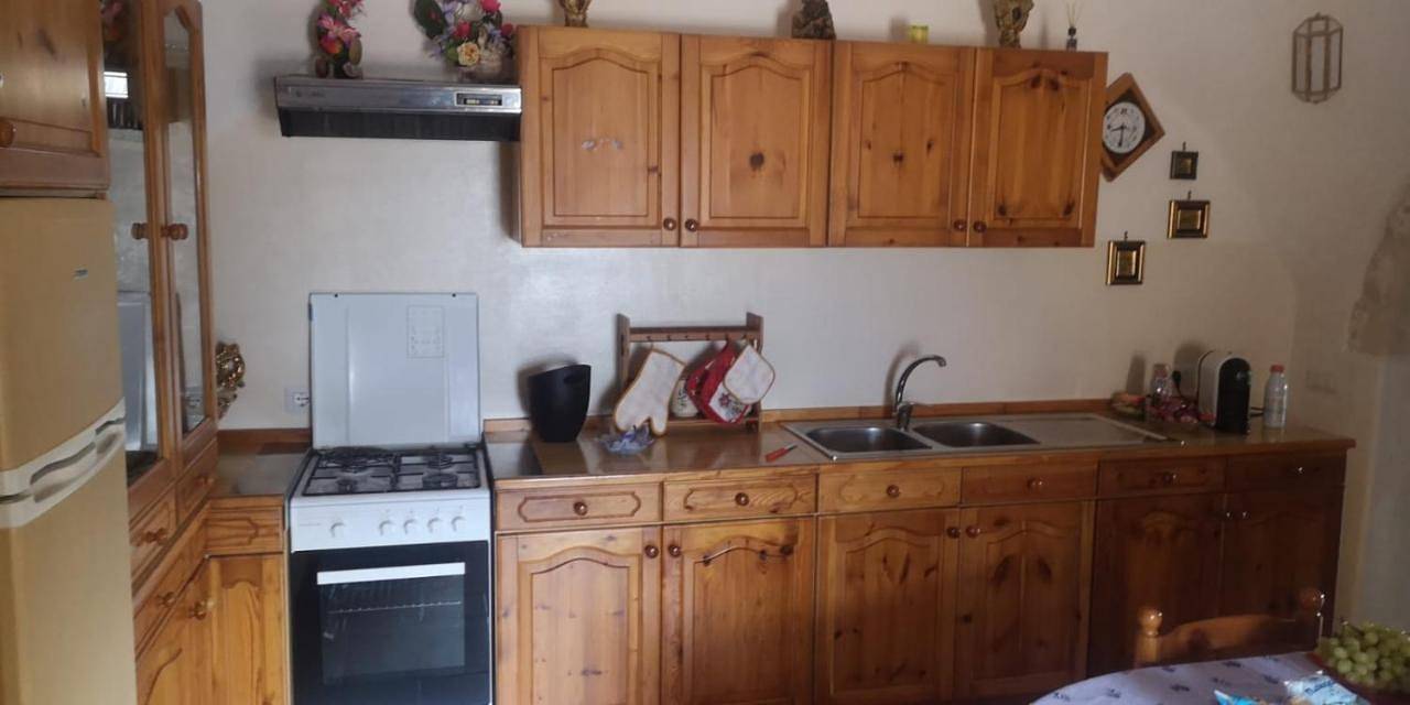 Large Double Room in Locorotondo, Provincia di Bari