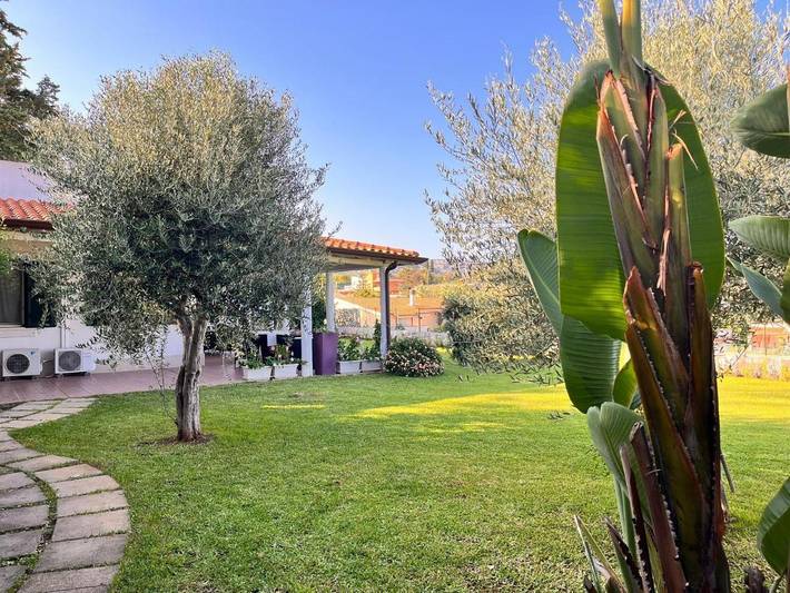 Villa per 6 persone, con panorama e giardino, con animali domestici ad Avola