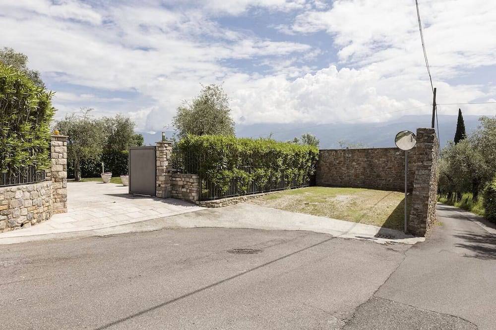 Villa mit privatem Swimmingpool und Seeblick in Toscolano-Maderno, Gardasee-Berge