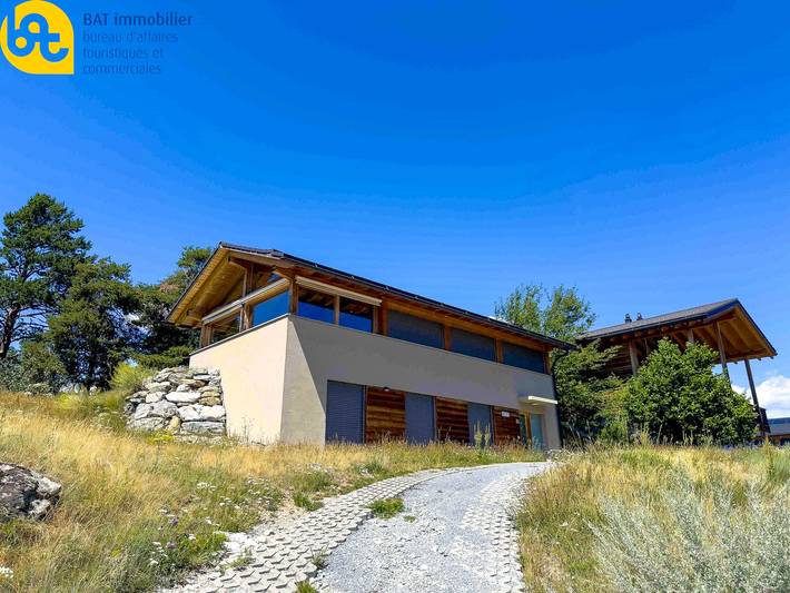 Chalet für 6 Personen, mit Balkon/Terrasse und Terrasse sowie Garten in Vercorin