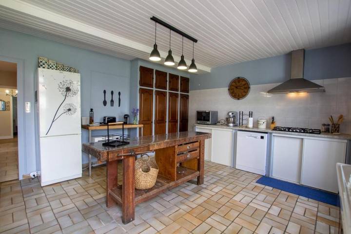 Location de vacances pour 6 personnes, avec terrasse et jardin, animaux acceptés à Tocane-Saint-Apre - 3