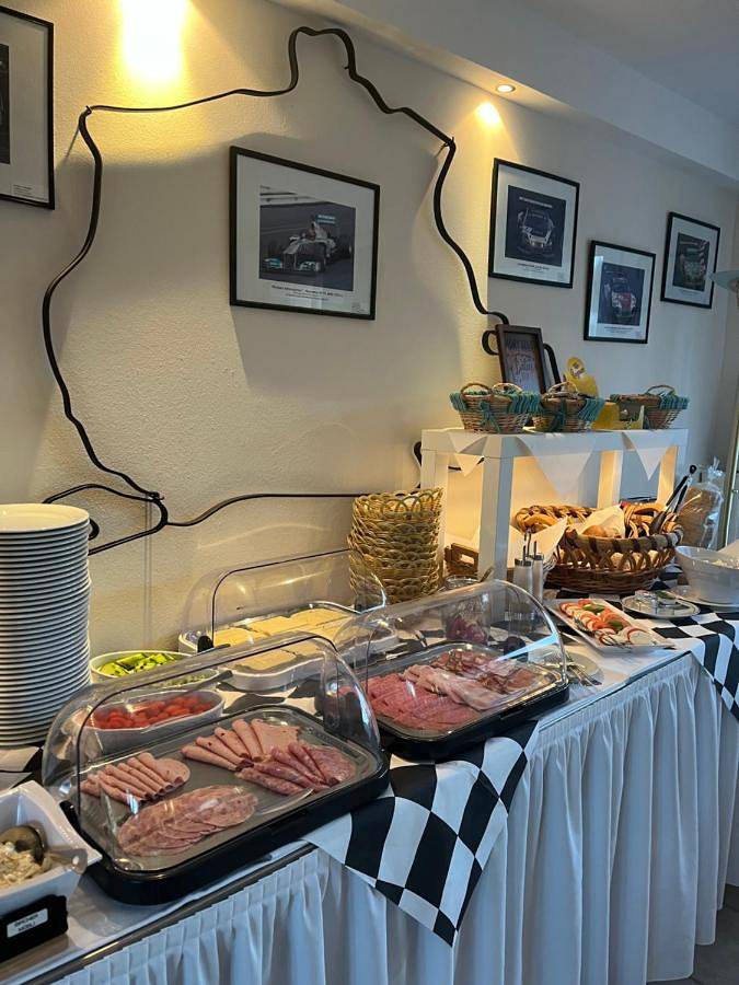 Hotel für 2 Personen, mit Garten und Ausblick am Nürburgring - 4