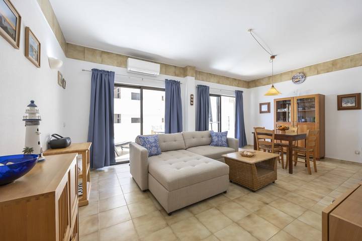 Apartamento de férias para 4 pessoas, com Varanda e Piscina em Santa Maria