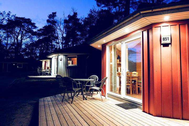Bungalow für 4 Personen, mit Terrasse und Garten sowie Pool und Ausblick in Göhren - 2