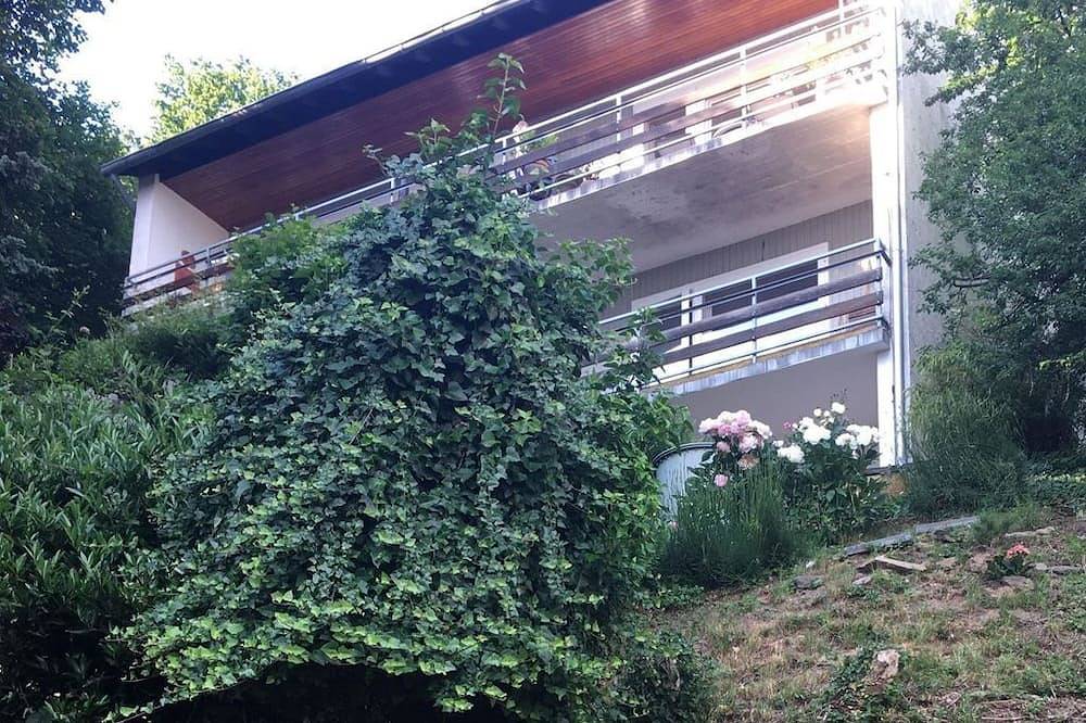 Ganze Wohnung, Ferienwohnung Haus Sonnenschein - Appartement/Fewo, Badewanne, 2 Schlafräume in Niederbreitbach, Rheinland-Pfalz
