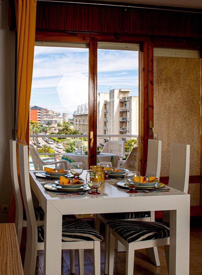 Apartamento de vacaciones para 4 personas, con terraza y vistas - 1
