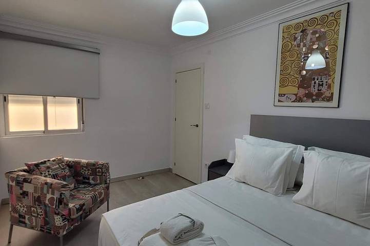 Appartement entier, B. o.d Apartaments Collblanc Zona Camp Nou in Hospitalet de Llobregat, L'Hospitalet de Llobregat