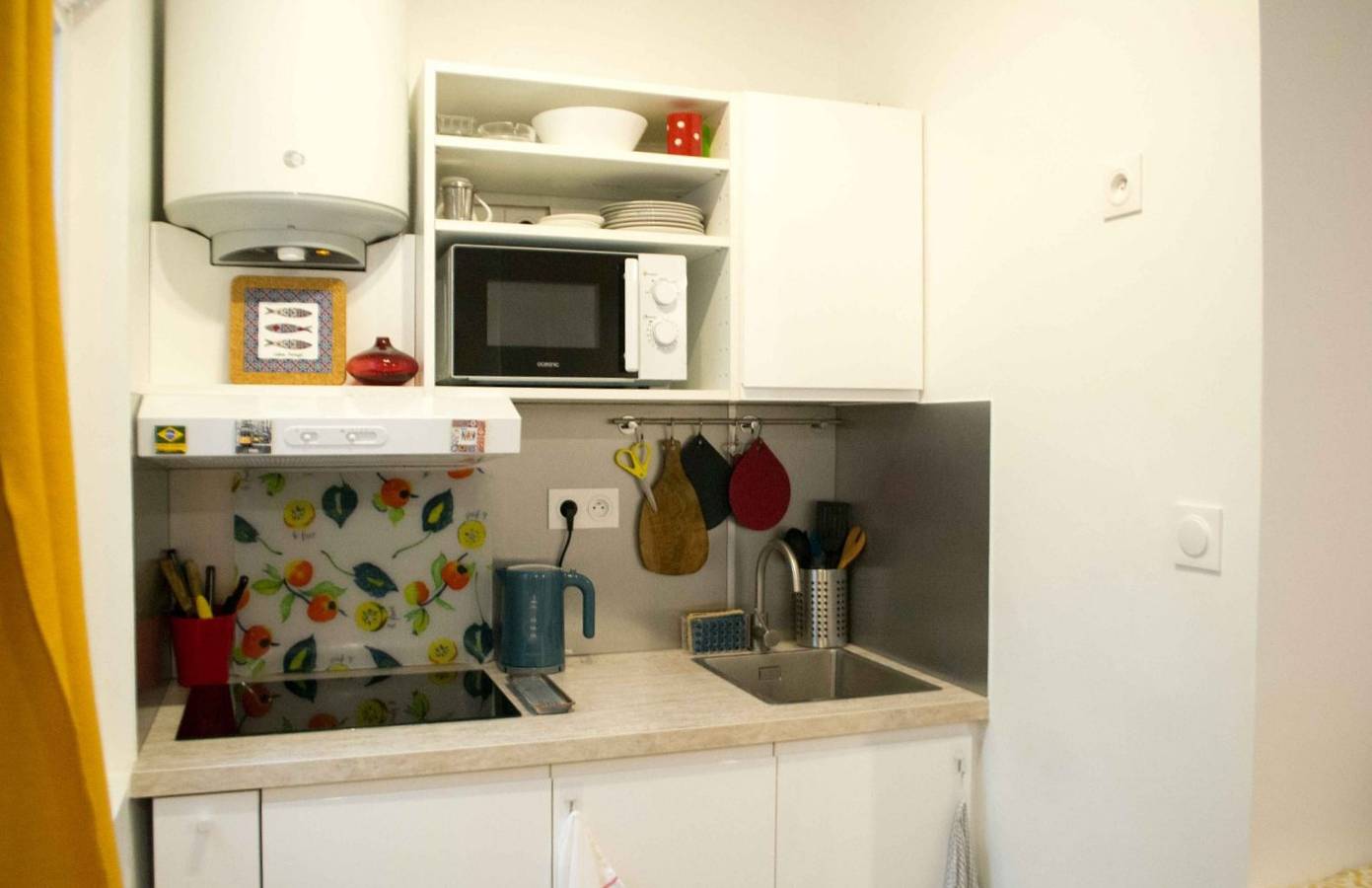 Appartement entier, Studio Paris Centre 3 personnes Max in Paris, Île de France