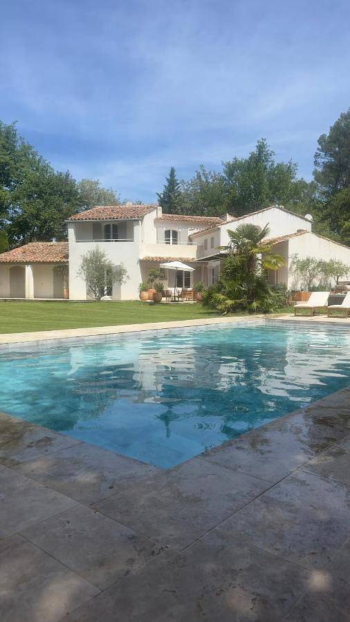 Chalet para 6 personas, con piscina y terraza además de jacuzzi y jardín, Se admiten mascotas - 1