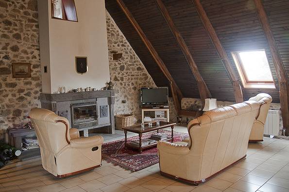 Chez Chabozy in Saint-Sauves-d'Auvergne, Parc naturel régional des Volcans d'Auvergne