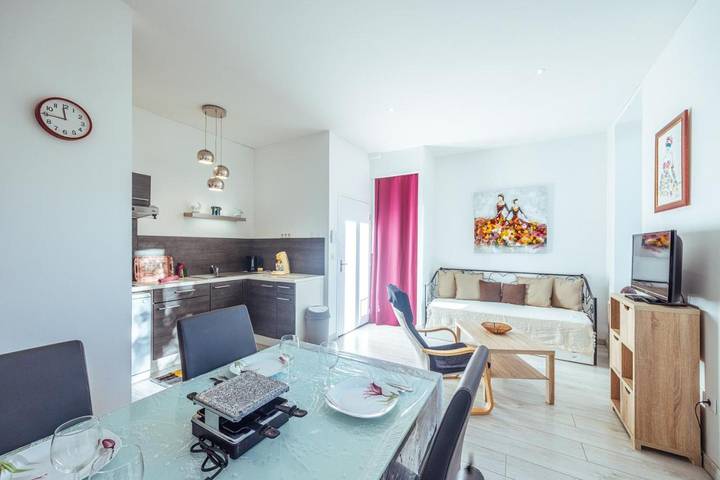 Gîte pour 4 personnes, avec vue, animaux acceptés dans Office De Tourisme De Pays Des Vallees D Ax