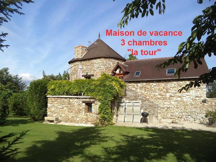 Location de vacances pour 6 personnes, avec jardin à Saint-Étienne-sous-Bailleul
