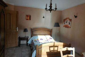 Maison De Vacances pour 5 Personnes dans Pertuis, Parc naturel régional du Luberon, Photo 4