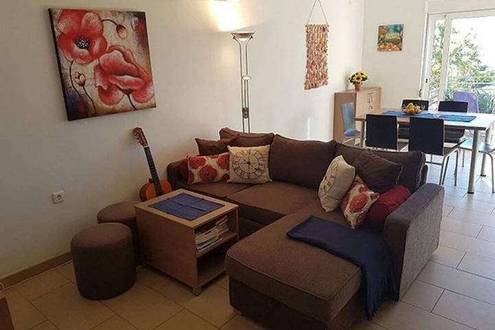 Ferienwohnung für 4 Personen, mit Terrasse in Primosten