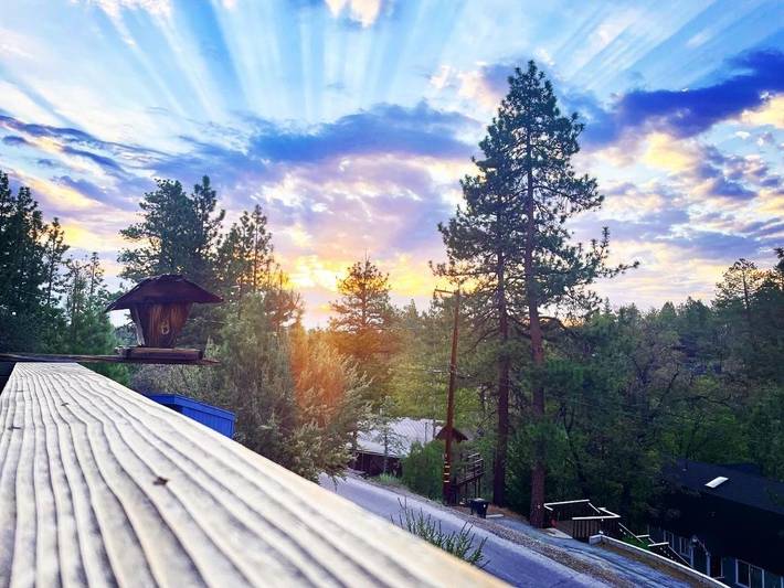 Natuurhuisje voor 6 personen, met whirlpool en balkon, kindvriendelijk in Big Bear Lake