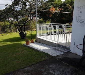 Gîte pour 4 personnes, avec jardin et terrasse à Baillif - 2