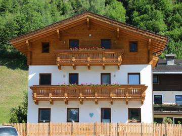 Hütte für 6 Personen in Neukirchen am Großvenediger, Kitzbüheler Alpen, Bild 2