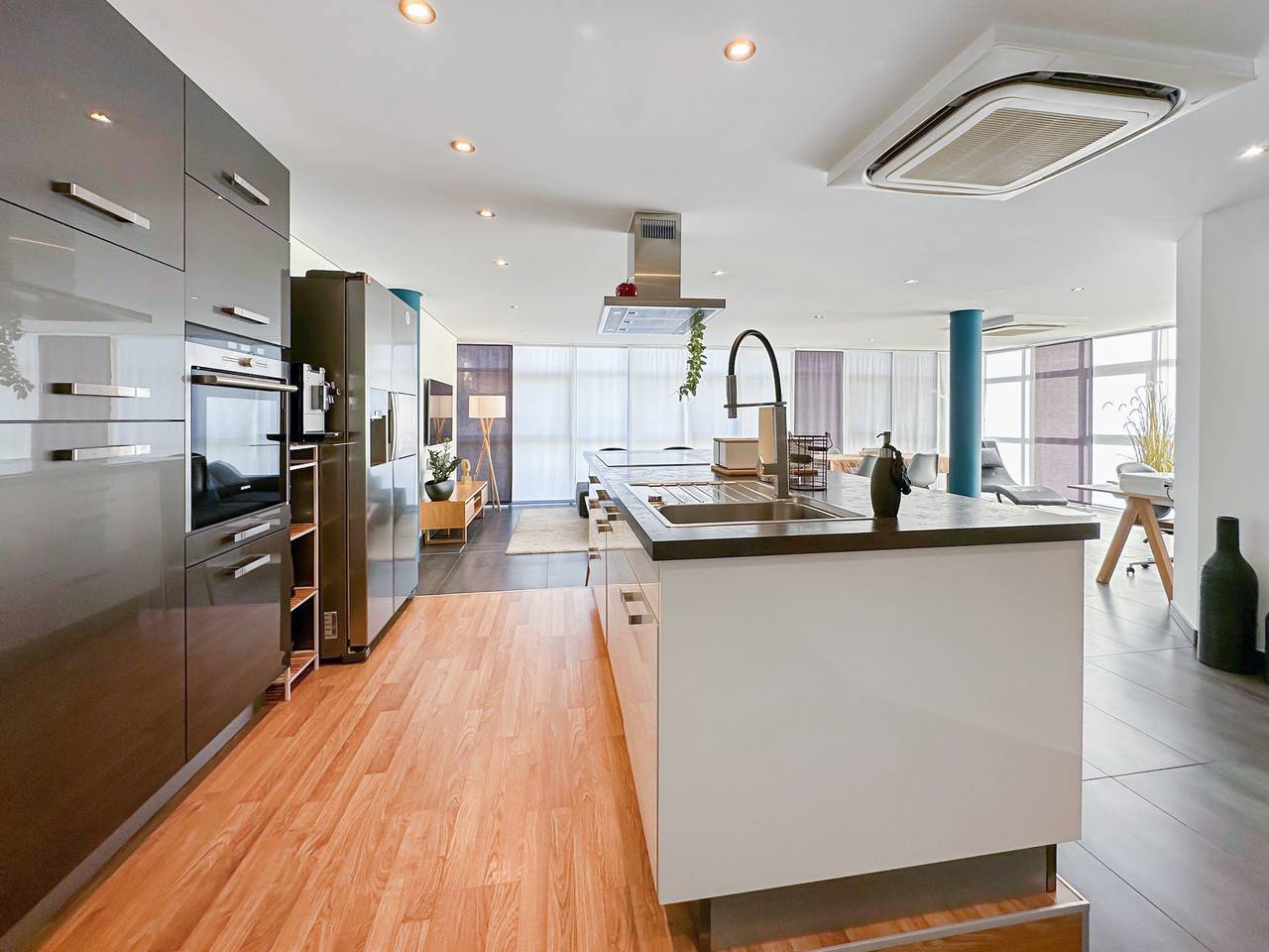 Ganze Wohnung, Dolce Vita in the Swiss Alps - Close to 4 Valleys in Martinach, Walliser Alpen