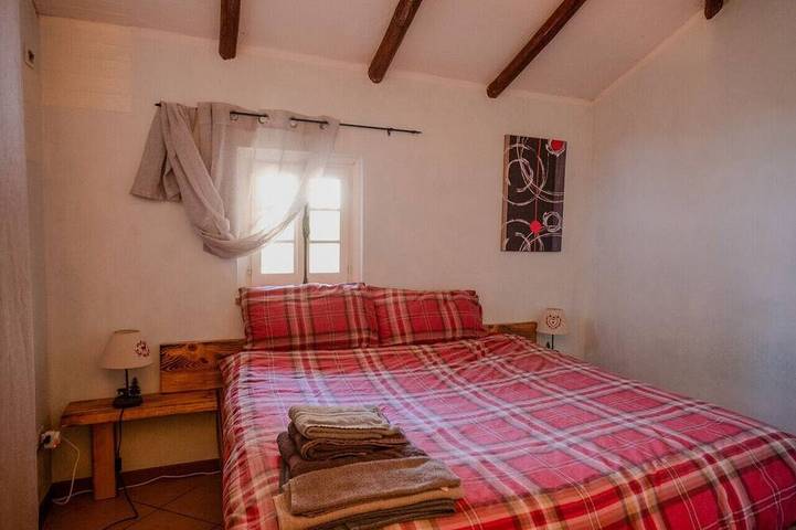 Gîte pour 5 personnes, avec jardin dans Serina - 2