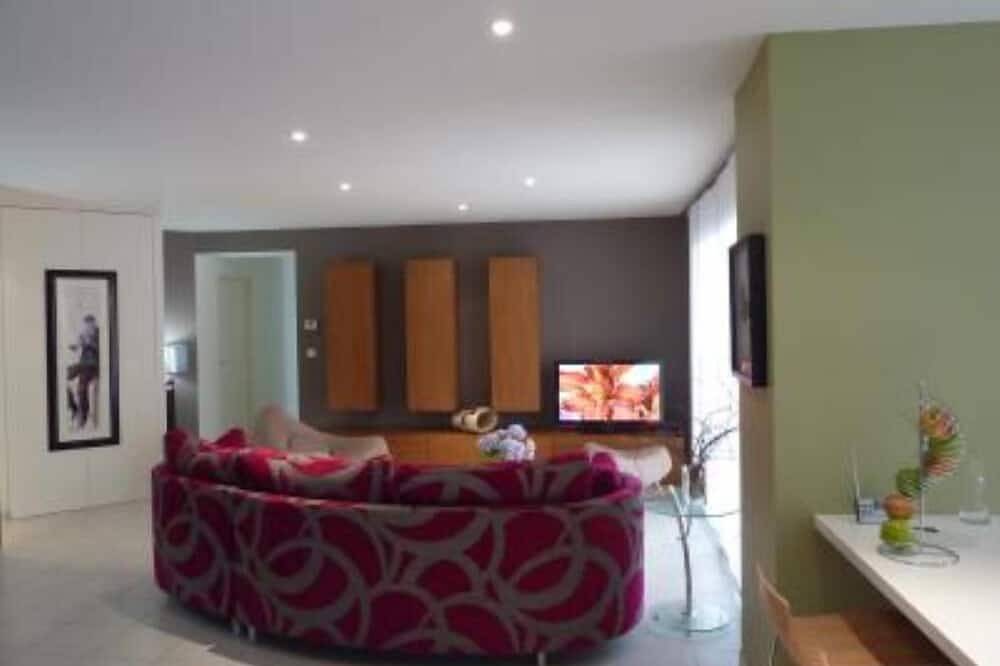 Appartement entier, Bel appartement, près de Cordes sur Ciel. in Gaillac, Région d'Albi