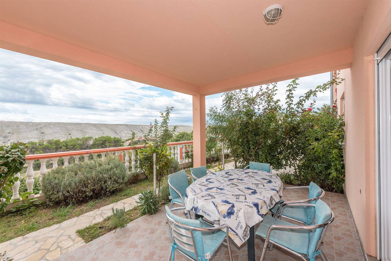 Ganze Wohnung, Apartments Andelo Ii in Vlasici, Pag