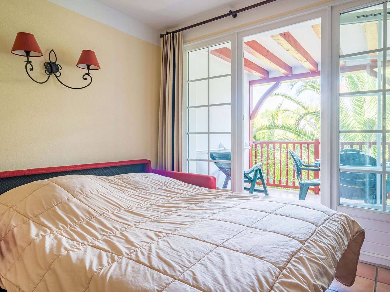 Apartamento entero, Apartamento acogedor con piscina cerca del golf - Ciboure in Ciboure, Region de Bayona