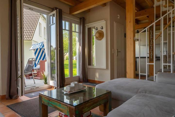 Ferienhaus für 4 Personen, mit Terrasse und Garten