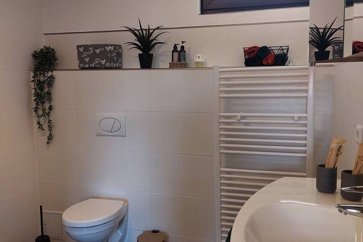 Appartement entier, Maisonette with south-facing terrace & barbecue in Kapsweyer, Arrondissement de la Route-du-Vin-du-Sud