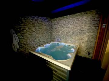 Gîte pour 5 personnes, avec terrasse et jacuzzi à Samer