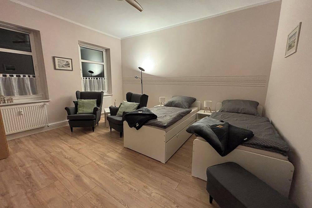 Ganze Wohnung, Fewo Jw Altentreptow – Gemütlich & zentral in Altentreptow, Mecklenburgische Seenplatte