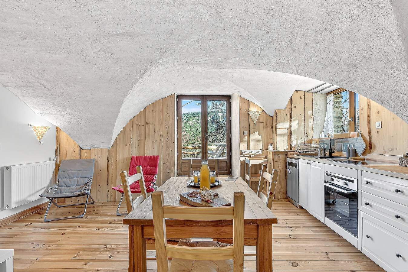 Gîte 'Lézard' avec vue sur la montagne, terrasse privée et Wi-Fi in Le Dévoluy, Région de Gap