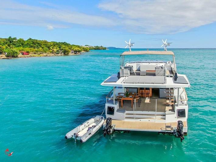 Bateau pour 4 personnes, avec jacuzzi et balcon en Martinique - 3