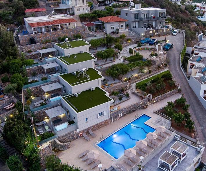 Appart’hôtel pour 5 personnes, avec piscine ainsi que vue et jardin