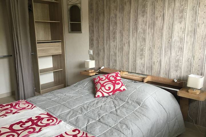 Family home, large pleasant space, quiet and sunny. in Ventron, Regionaler Naturpark Belchen der Vogesen